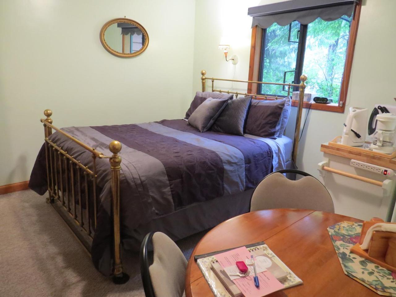 Summerhill Guest House Tofino Dış mekan fotoğraf