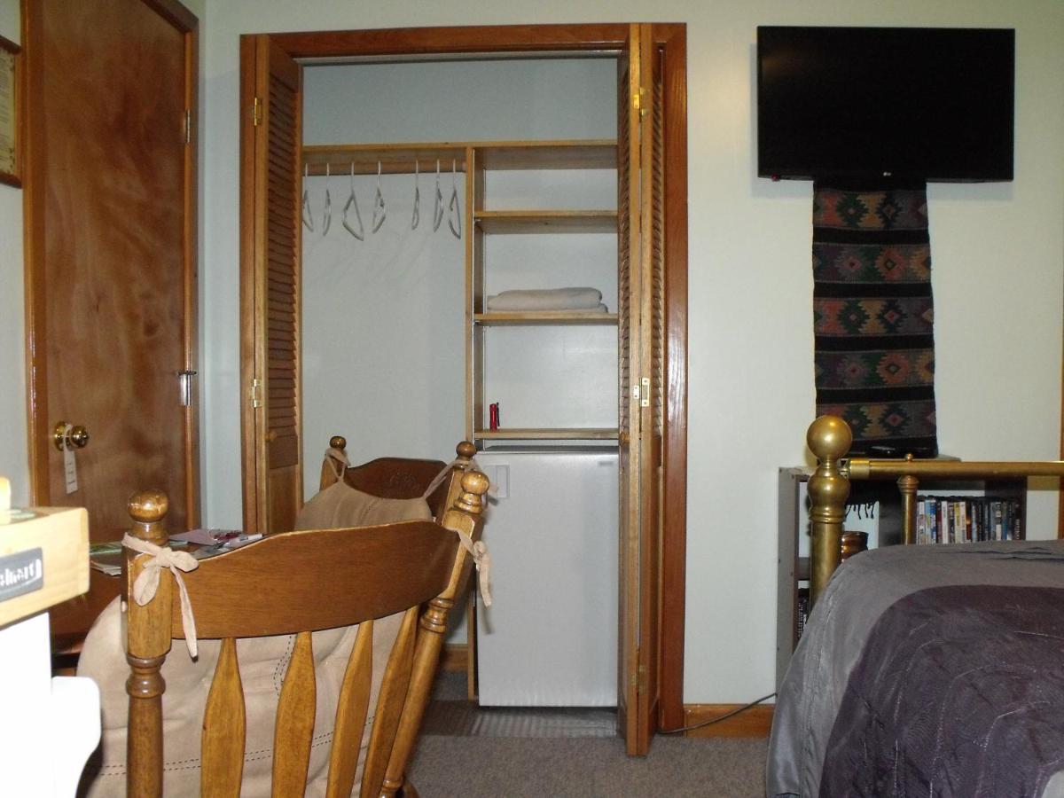 Summerhill Guest House Tofino Dış mekan fotoğraf